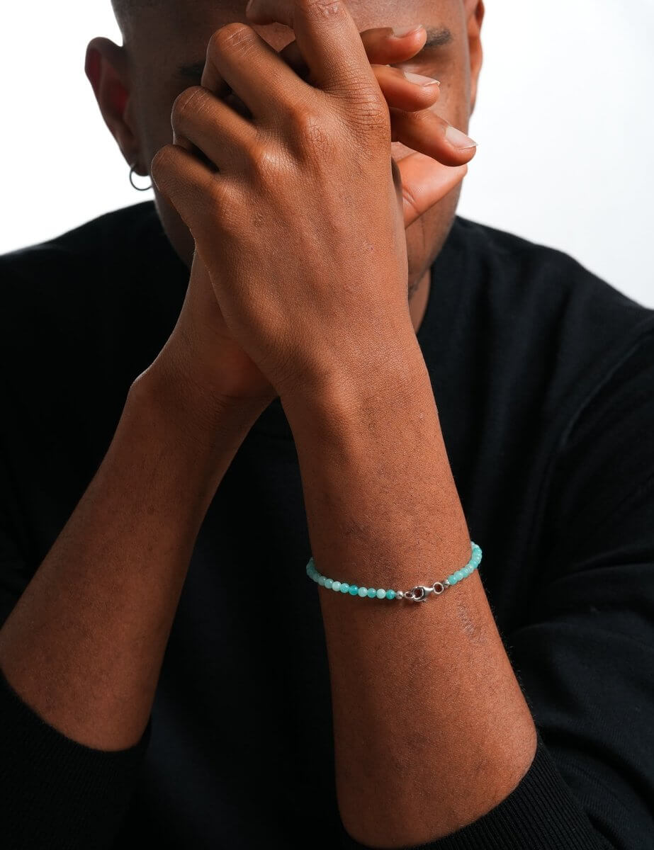 Model wearing BEAMMORE amazonite beaded bracelet – Elegant birthstone jewelry gift for men