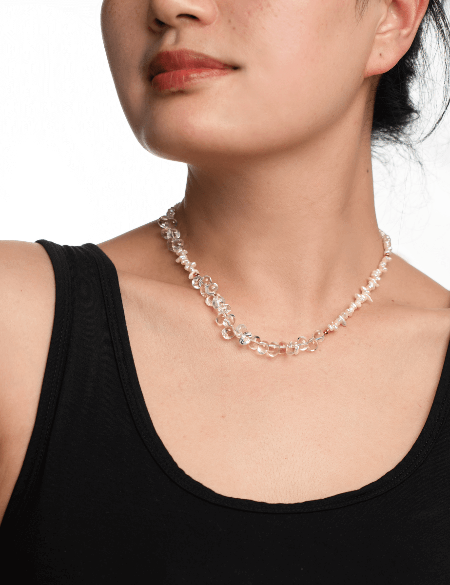 Model wearing BEAMMORE clear quartz & freshwater pearl beaded gold-plated sterling silver necklace – Minimal, stackable style
