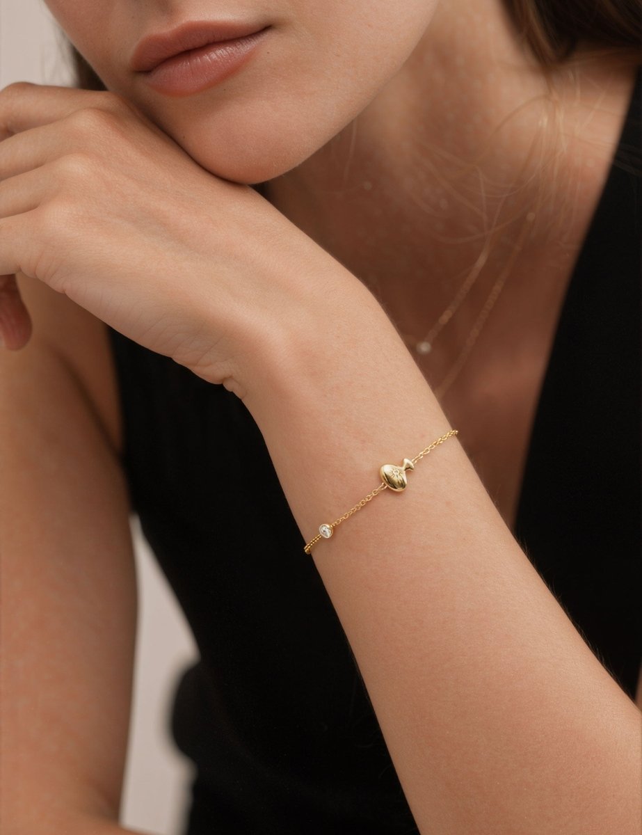 Model wearing Pre-Order HuLu Mini Fortune Bracelet Lab-Grown Diamond Polished Surface - BeamMore
