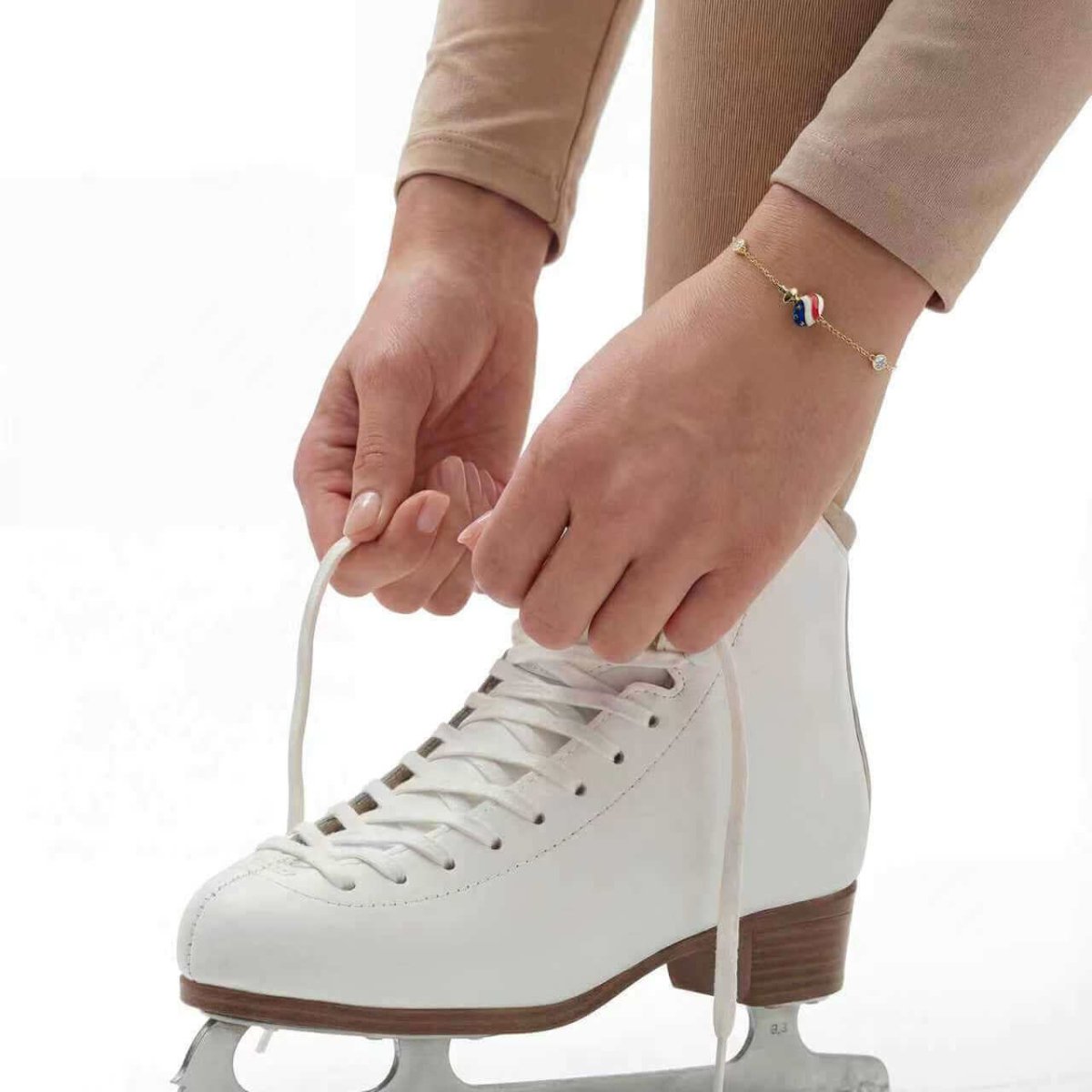 Model wearing BEAMMORE Champion HuLu Bracelet – Fine Jewelry